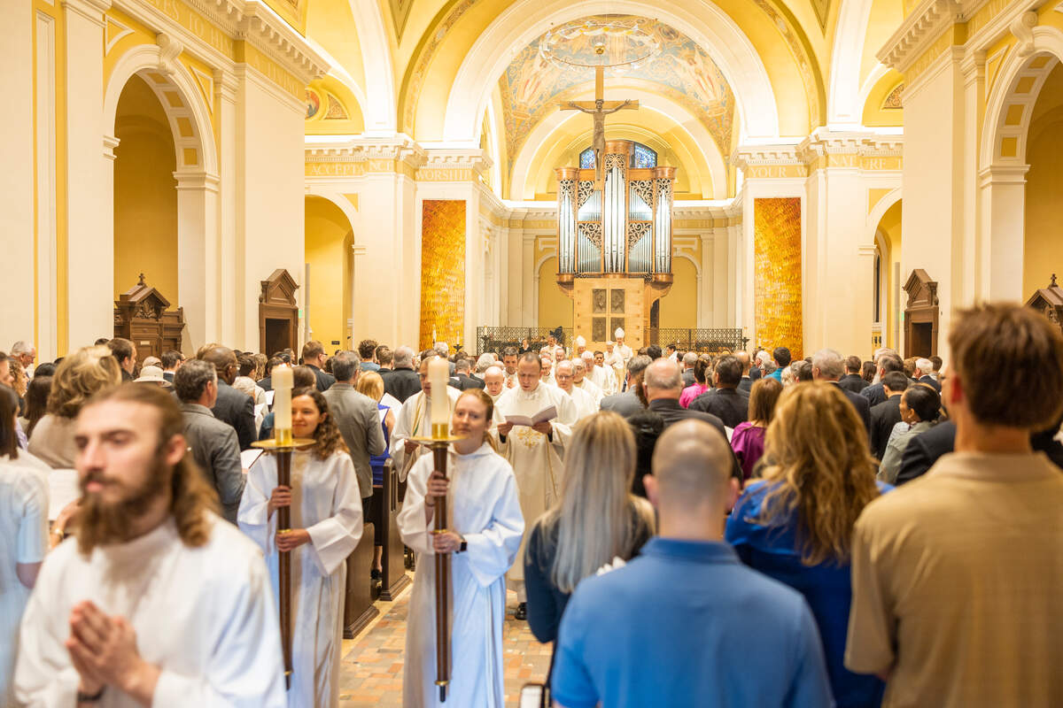 processional during inaugural mass