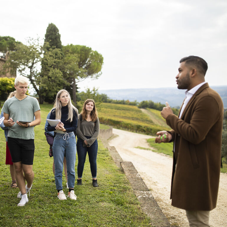 Students on a tour in Italy