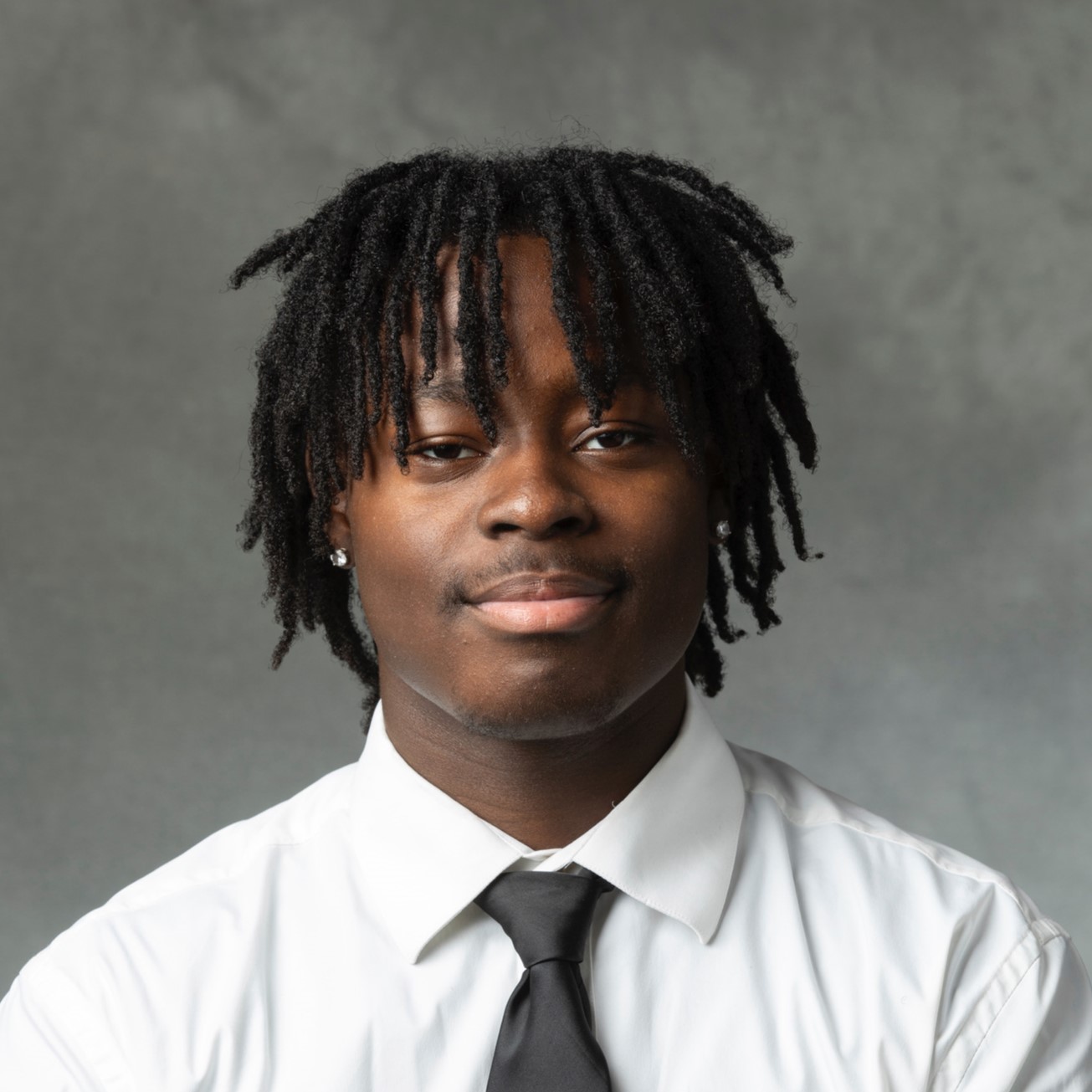 Tobi Oluwole headshot