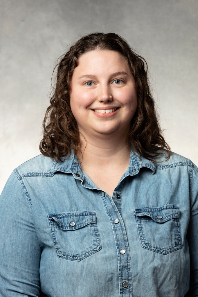 Anna Konopacky, BA Headshot