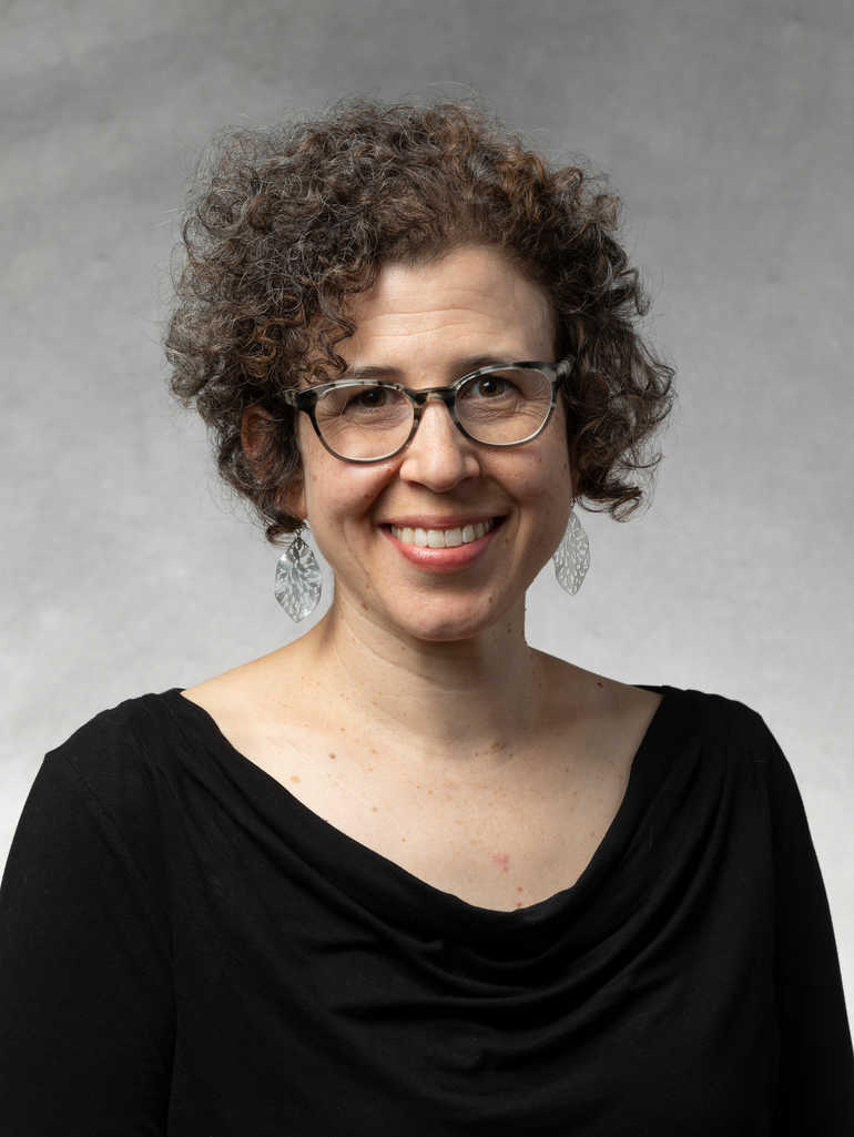 Laurel Severns Guntzel Headshot
