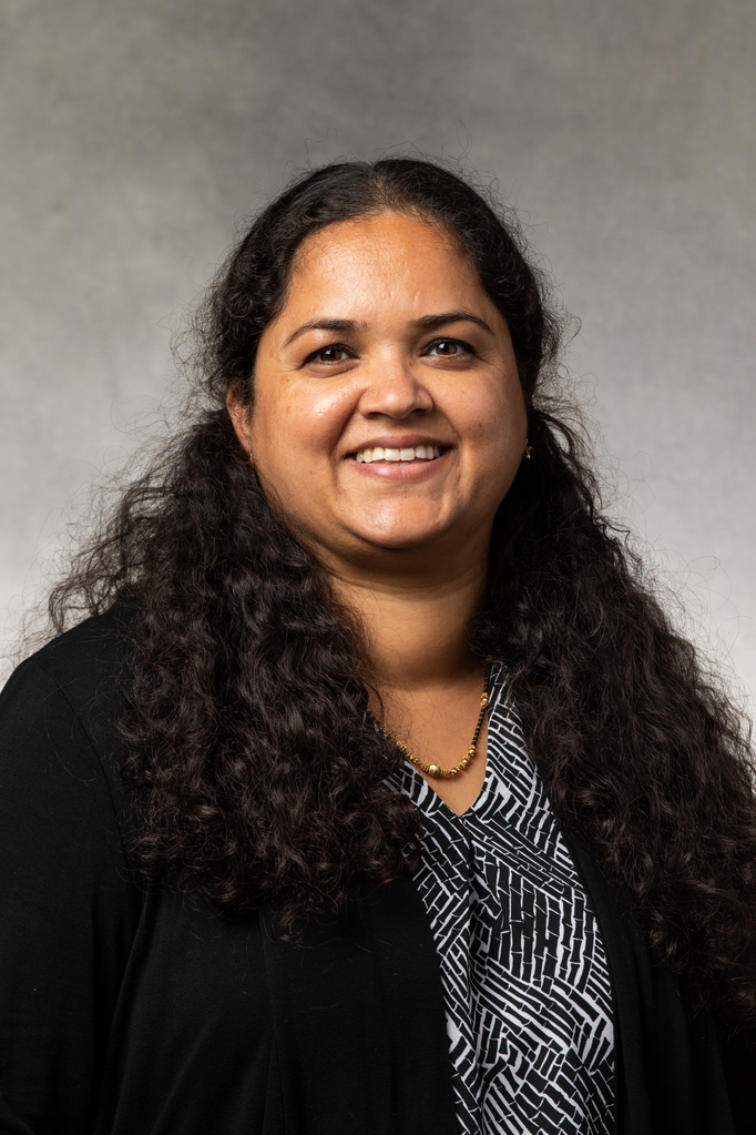 Saras Bhadri Psy.D., LP Headshot