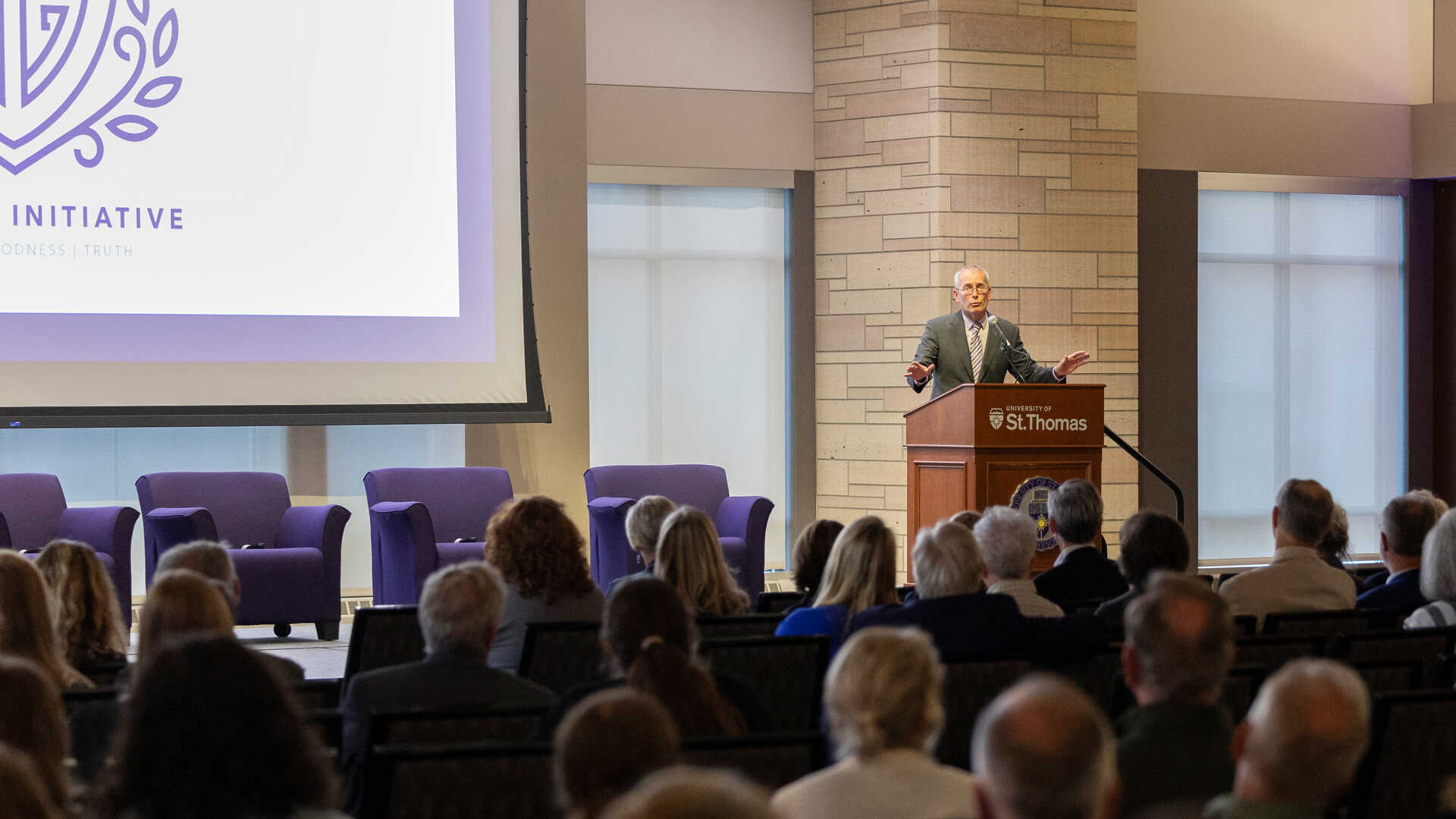 President Rob Vischer speaking