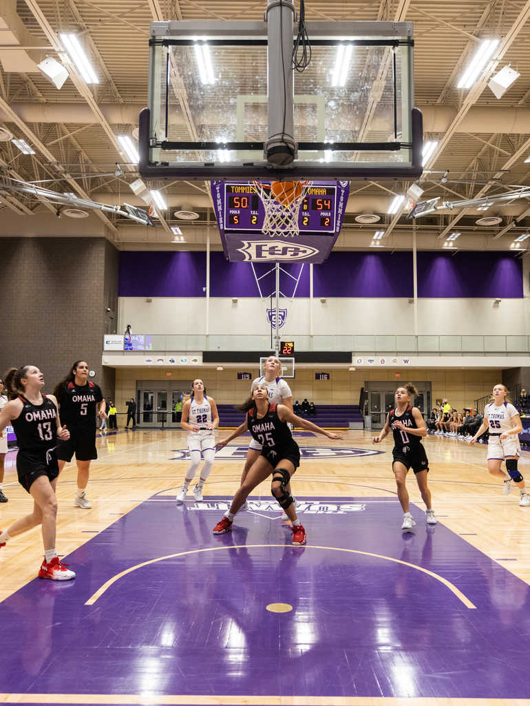 Women’s Basketball team plays defense at Schoenecker Arena