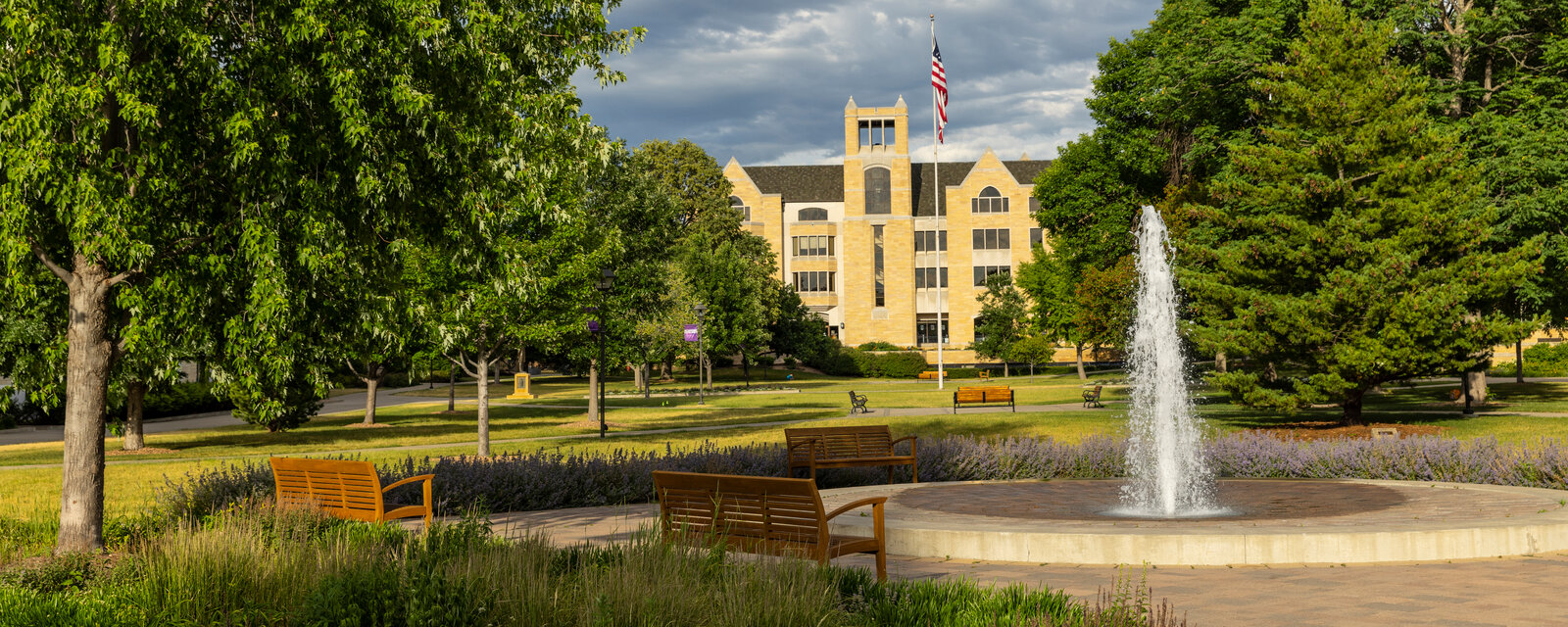 Picture of the fountain in front of the O’Shaughnessy-Frey Library on a beautiful summer evening on June 30, 2022, in St. Paul.